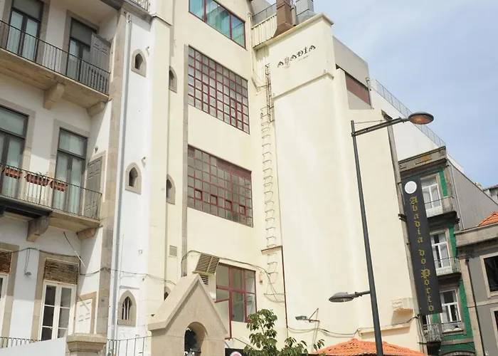 Abbey Center Bolhao * פורטו